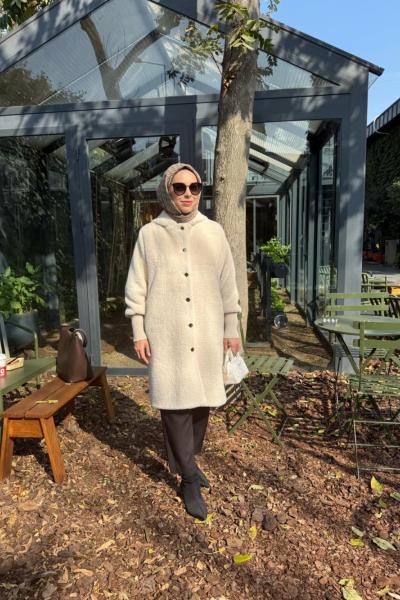 Düğmeli Angora Kaban  Bej