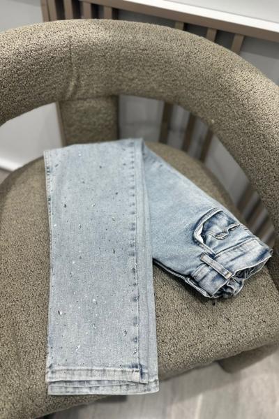 Önü Taşlı Likralı Kot Pantolon Açık Mavi