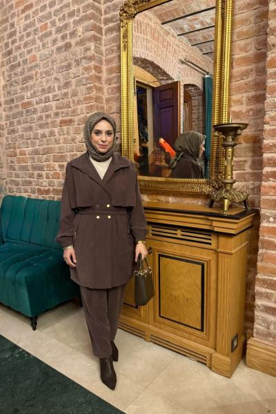 Seyyar Kemerli Gold Düğmeli Ceket Takım Kahverengi