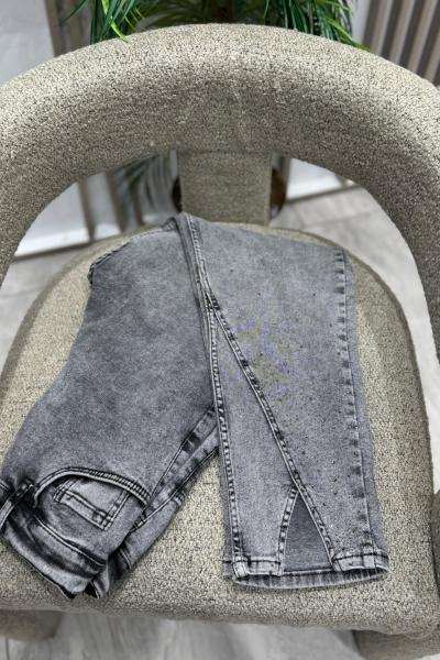 Önden Yırtmaç Detaylı Taşlı Full Likralı Kot Pantolon Gri