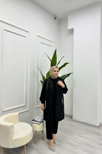 Kapüşonlu Kapitone Yelek Simli Kordon Detaylı Siyah