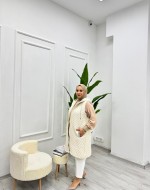 Taş Detaylı Kapşonlu Kapitone Yelek Bej