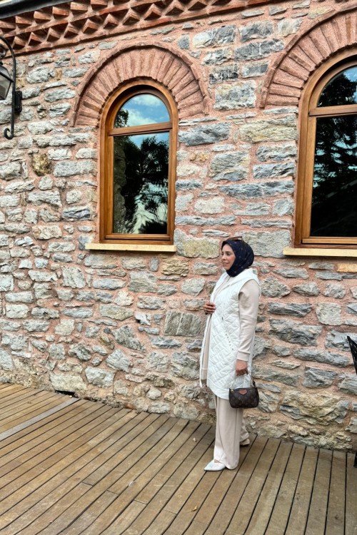YELEK Ekru