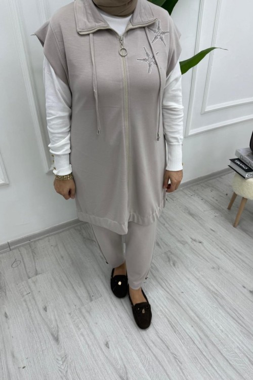 Yelekli Yıldız Takım – Modal Oysho  Kumaş, Düğme Detaylı Pantolon Bej