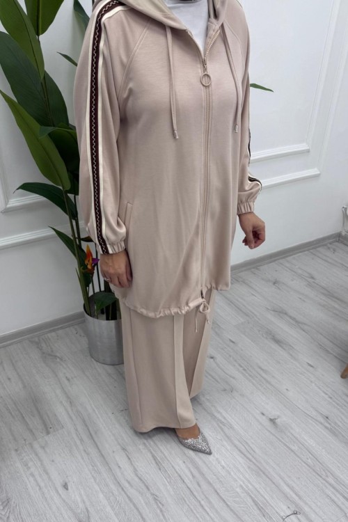 Örgü Kollu Şık Takım Bej