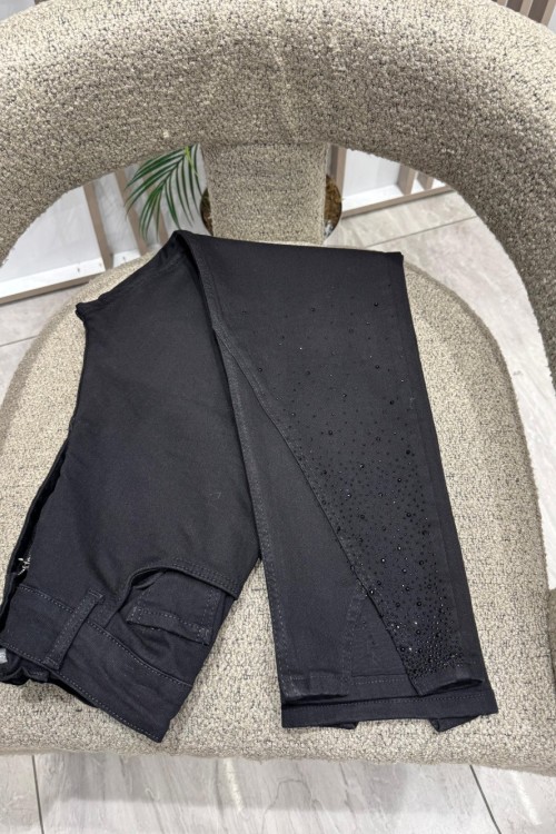 Önden Yırtmaç Detaylı Taşlı Full Likralı Kot Pantolon Siyah