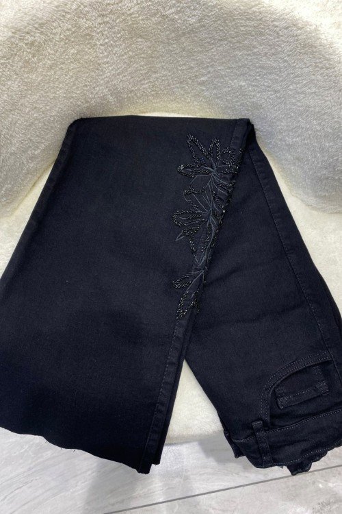 Nakış Detaylı Full Likralı Kot Pantolon Siyah